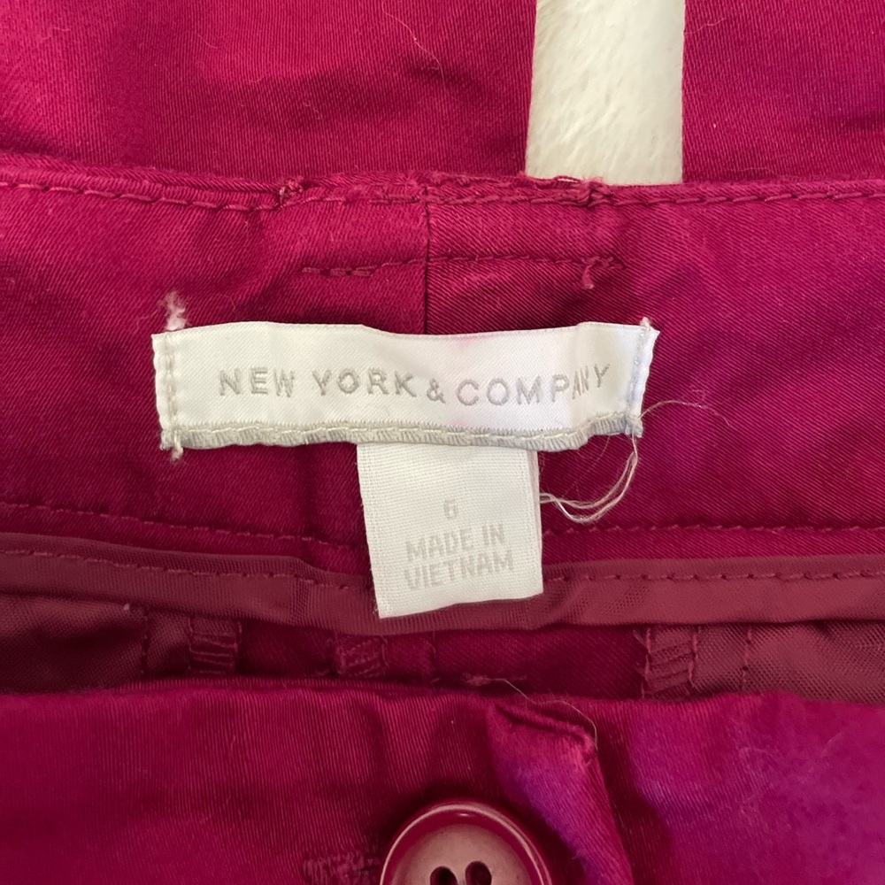 NWT NY&C NEW YORK & COMPANY Cropped Pants with Pockets Size 6 - Picture 3 of 6
